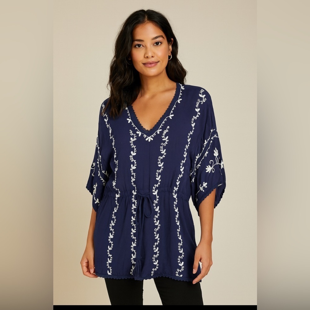 Beaches & Boho Navy Embroidered Women's Swim Cover. Size-Small